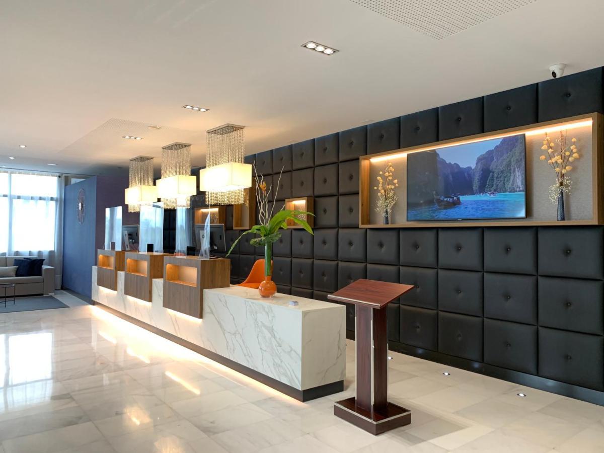 Hotel Villa Odon Villaviciosa de Odón Exteriör bild