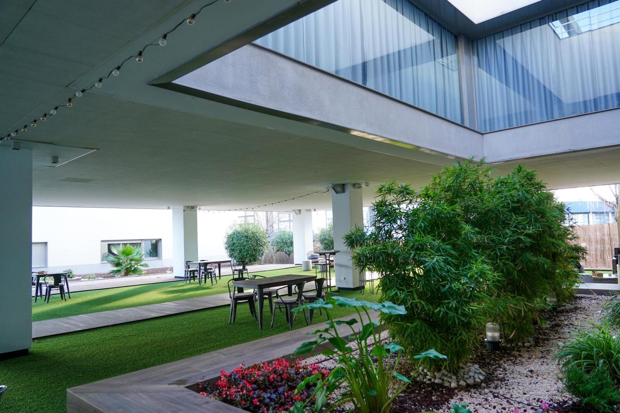 Hotel Villa Odon Villaviciosa de Odón Exteriör bild