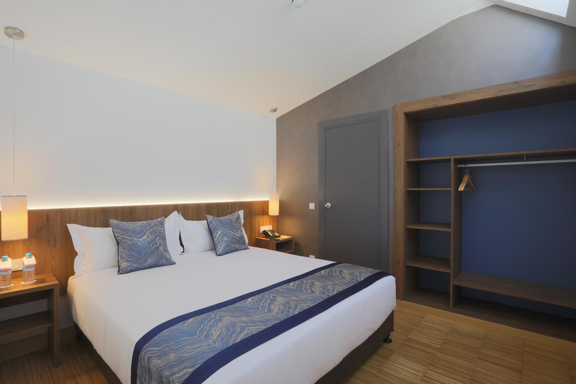 Hotel Villa Odon Villaviciosa de Odón Exteriör bild